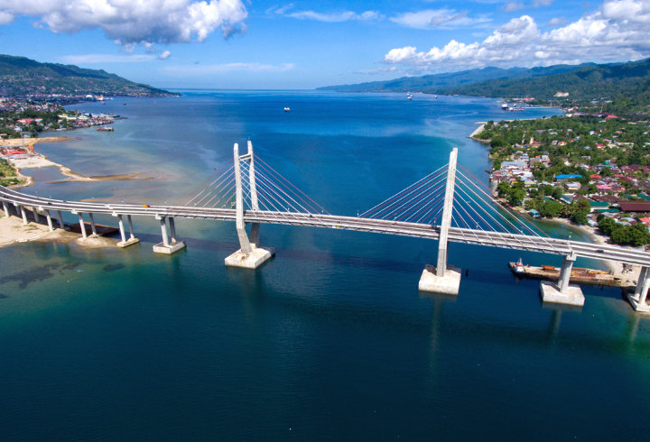 Jembatan Merah Putih di Ambon yang Diresmikan Pada 2006