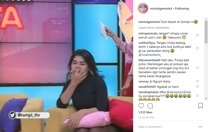 Keponakan Dewi Persik Ngupil