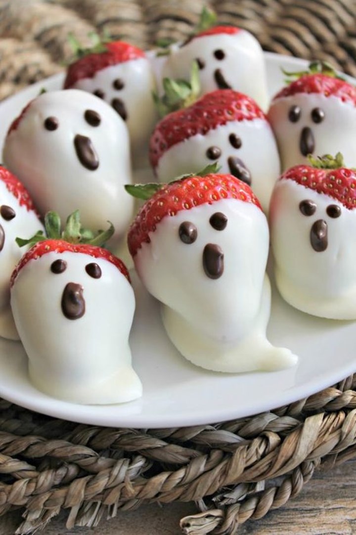 Sulap Strawberry Menjadi Hantu Seram