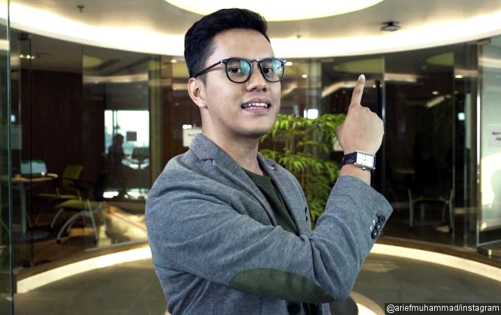 Terima Hadiah Mobil  Klasik YouTuber Arief Muhammad Malah 