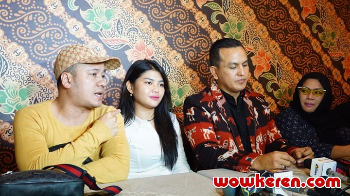 Rosa Meldianti Gelar Jumpa Pers Pembelaan dari Somasi Dewi Persik