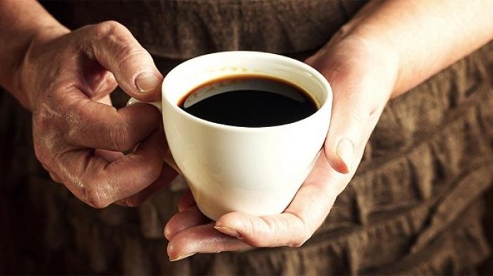 Mengurangi Konsumsi Soda, Teh dan Kopi