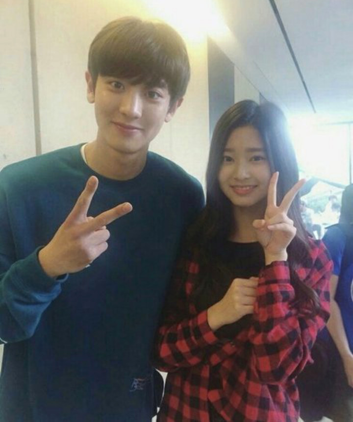 Kini Promosi Bareng, Foto Lawas Chanyeol EXO Bersama Kim Min Joo I