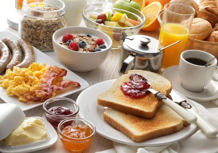 Bangun Pagi Membuatmu Mendapatkan Waktu Sarapan yang Lebih Baik