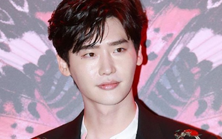 Sedih Lee Jong Suk Terlibat Masalah dengan Imigrasi Indonesia, Fans: Jangan Kapok Ya Oppa