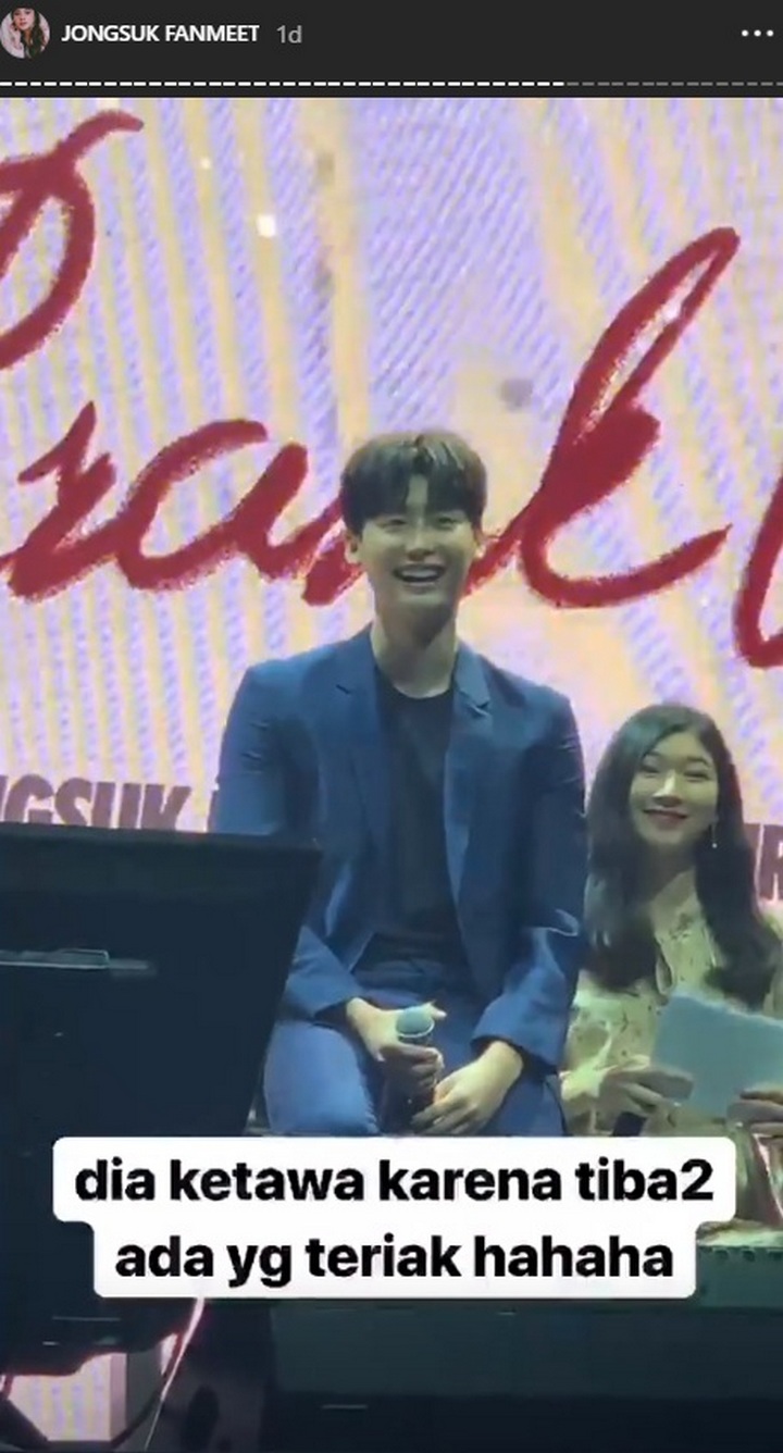 Fans Mendadak Teriak Histeris, Lee Jong Suk Tertawa