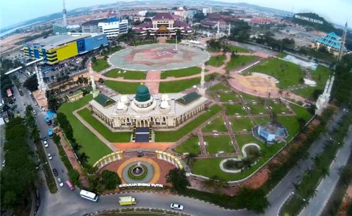 Alun-Alun Engku Putri, Tempat Kumpul Warga Batam