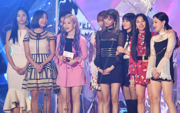Kalahkan Black Pink Hingga Red Velvet, Twice Girl Grup Terbaik di Genie Music Awards 2018