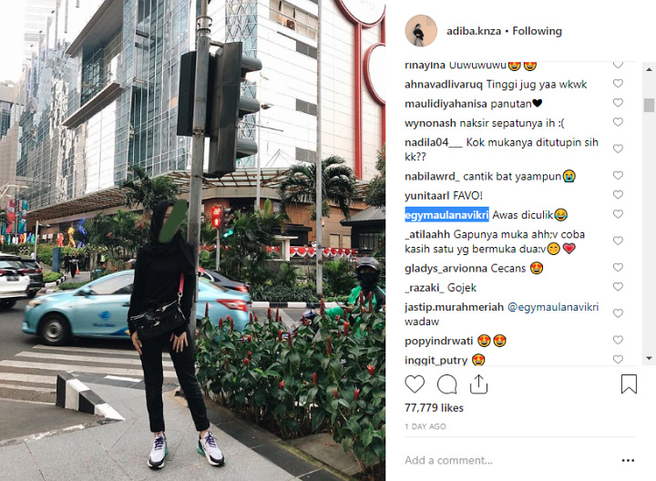 Adiba Unggah Foto di Pinggir Jalan