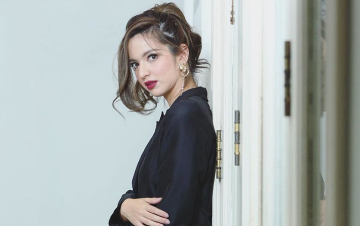 Pamer Pemotretan Terbaru, Nia Ramadhani Bikin Warganet Pangling Hingga