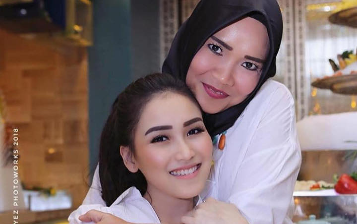 Ayu Ting Ting Kasar Ejek Wartawan 'Mulut Lu Kayak Perempuan', Disindir Pamer 'Aura Mistis dan Jahat'