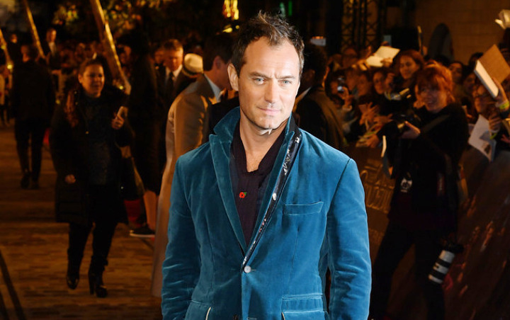 Jude Law Sebut 'Captain Marvel' Lebih 'Rumit' Dibanding 'Fantastic Beasts'