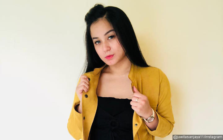Dulu Tak Direstui Ibunda, Juwita Bahar Rayakan Anniversary Bareng Pacar Dicibir Netter