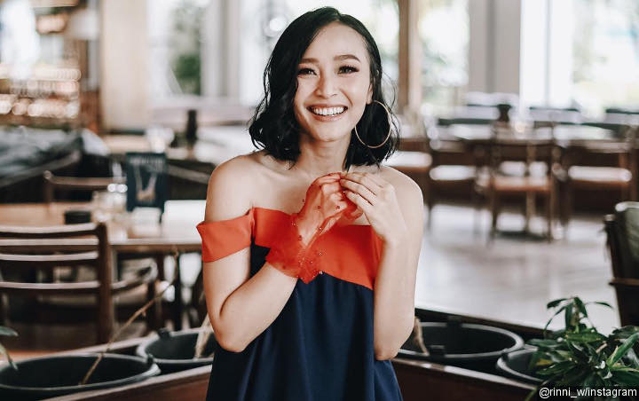 Rilis Single 'Crazy Over You', Rini Wulandari Ungkap Cinta Mendalam ke Sang Suami