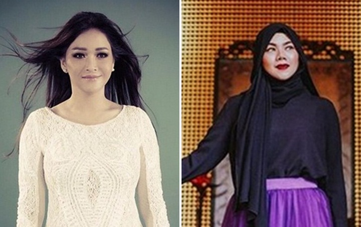 Sarita Abdul Mukti 'Ngobrol' Bareng Maia di Ultah Irwan 