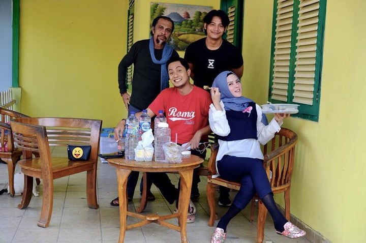 Syuting Bareng, Angel Lelga dan Fiki Alman Pose Bersama