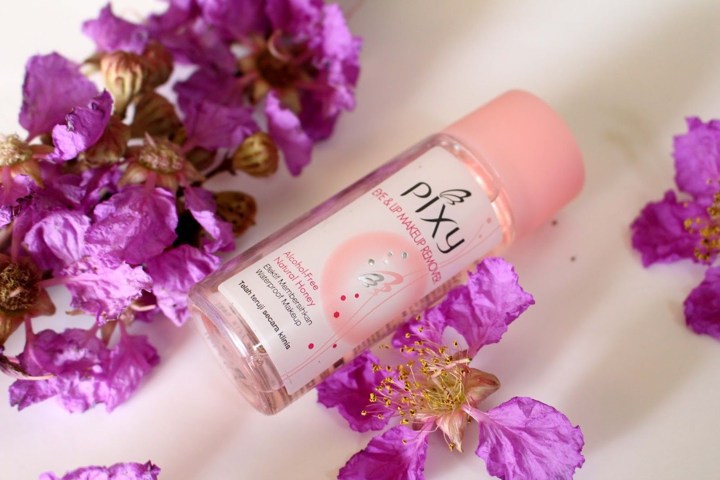 Pixy Eye & Lip Makeup Remover akan Menghapus Riasan WaterProof