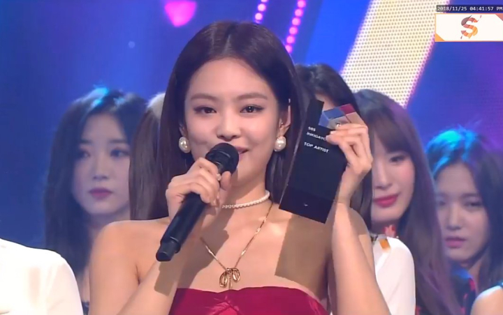 Solo Raih Piala Perdana Di Inkigayo Jennie Black Pink Tuai Komentar Nyinyir