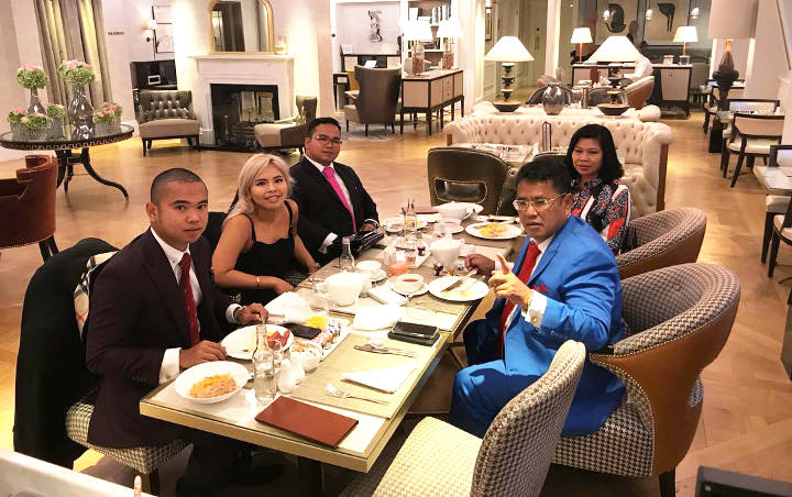 Dikira Teroris, Hotman Paris Hutapea dan Sang Istri Sempat Ditahan Kepolisian Italia