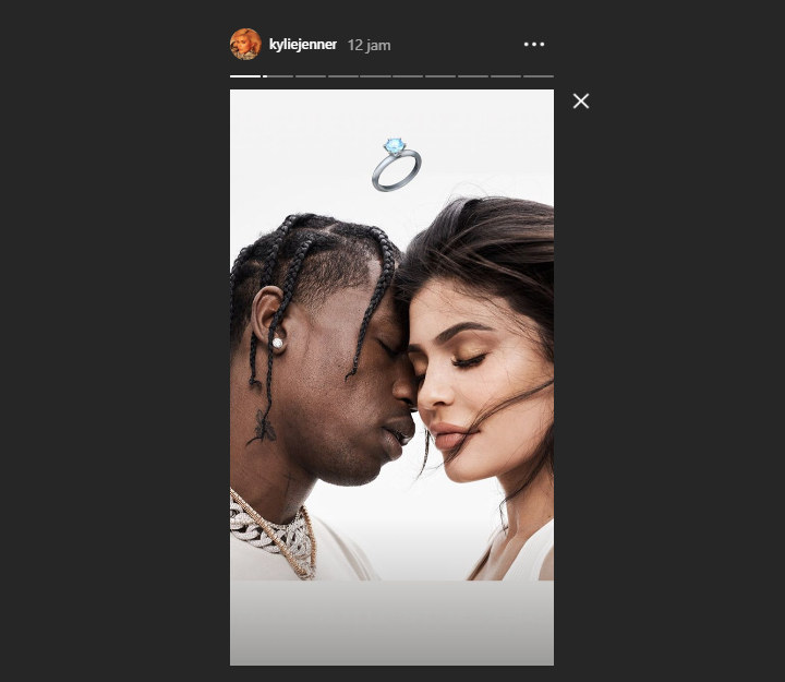 Pasang Emoji Cincin Di Unggahan Instagram, Kylie Jenner-Travis Scott Resmi Tunangan?