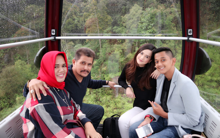 Ayah Beri Peringatan Keras, 'Kebohongan' Cut Meyriska Demi Roger Danuarta Buat Netter Kecewa