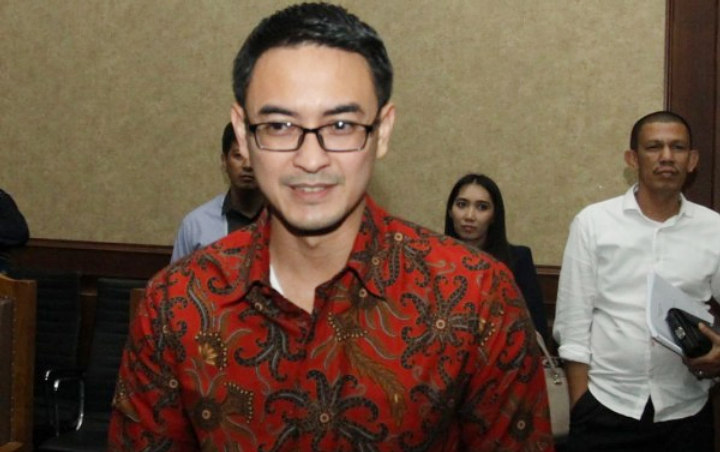 Divonis 6 Tahun Penjara dan Denda Rp 500 Juta, Zumi Zola: Saya Ucapkan Terima Kasih