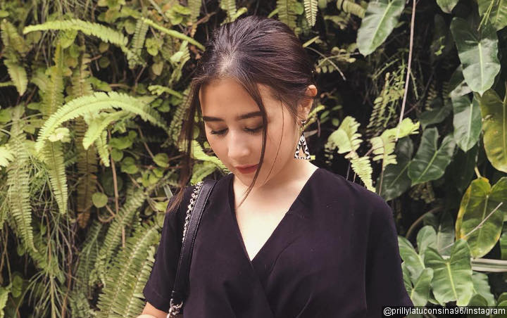 Setuju Soal Tak Nikah Muda, Prilly Latuconsina Malah Kena Cibir