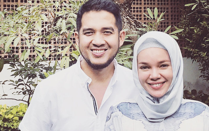 Bagikan Foto Mesra Bersama Sang Suami, Dewi Sandra Akui Rela Jadi yang Keempat
