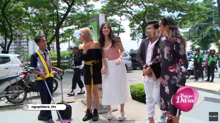 Nia Ramadhani Ditertawakan Jessica Iskandar