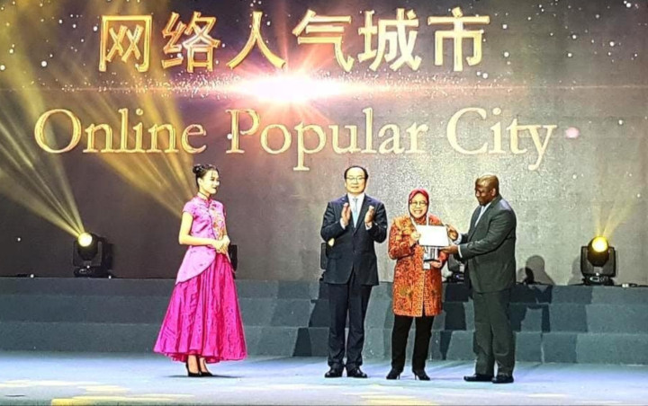 Surabaya Kantongi Piala Penghargaan The Guangzhou International Award 2018, Netter Bangga