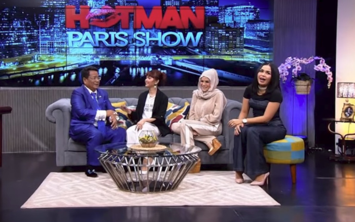 'Disogok' Uang Hotman Paris, Rina Nose Bongkar Alasan Lain Lepas Hijab dan Bantah Hobi Dugem