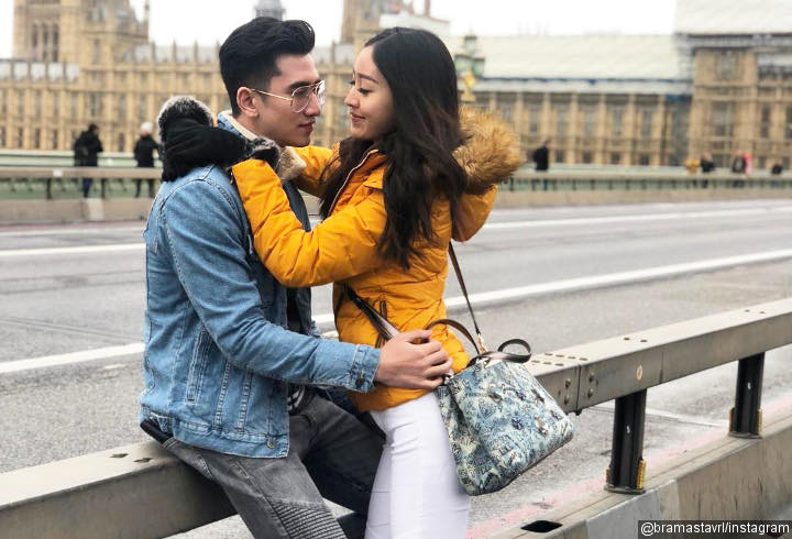 Bak Dunia Milik Berdua, Natasha Wilona-Verrell Bramasta Pose Mesra di London