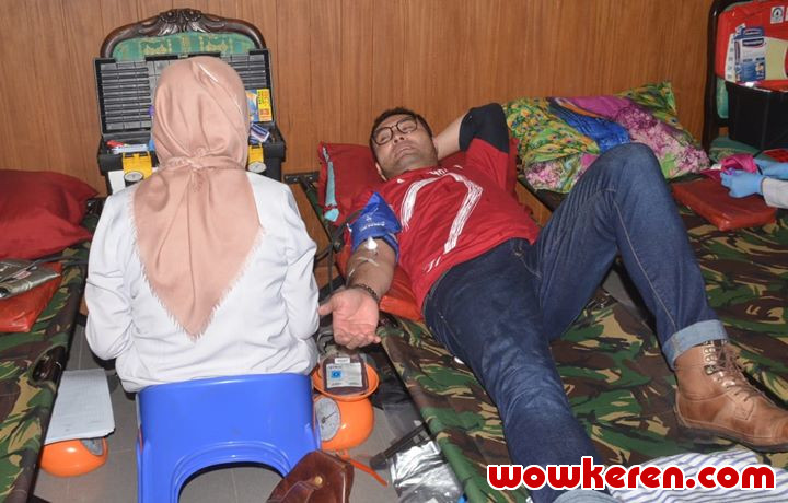 Surya Saputra Donor Darah