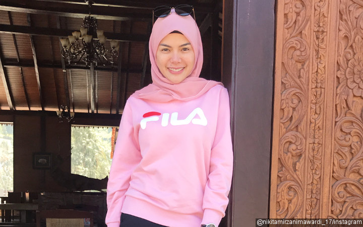 Nikita Mirzani Pede Pamer Tas Seharga Rumah Rp 1 Miliar, Warganet Curiga Cuma Nyewa