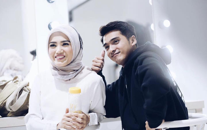 ¡Órale! 45+ Raras razones para el Mantan Istri Ricky Harun: Pasangan suami istri yang kompak berhijrah bersama tersebut terlihat mesra bak masih pacaran. ¡Órale! 45+ Raras razones para el Mantan Istri Ricky Harun: Pasangan suami istri yang kompak berhijrah bersama tersebut terlihat mesra bak masih pacaran.