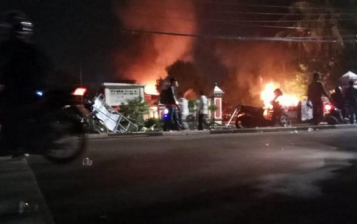Diduga Libatkan Anggotanya, TNI AL Gali Informasi Terkait Pembakaran Polsek Ciracas