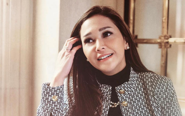 Tampil Kece Saat Bayar Pajak, Maia Estianty Bikin Syok Pakai Celana Seharga Jutaan