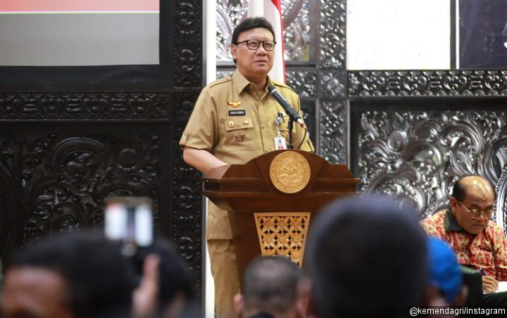 Sempat Melarang Jilbab Panjang, Kemengadri Kini Mencabut Instruksi