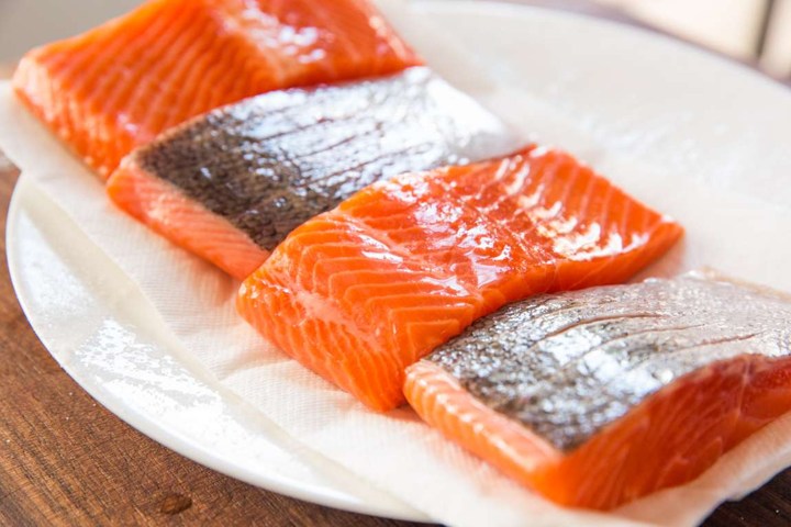 Salmon Memiliki Banyak Nutiri Selain Omega 3