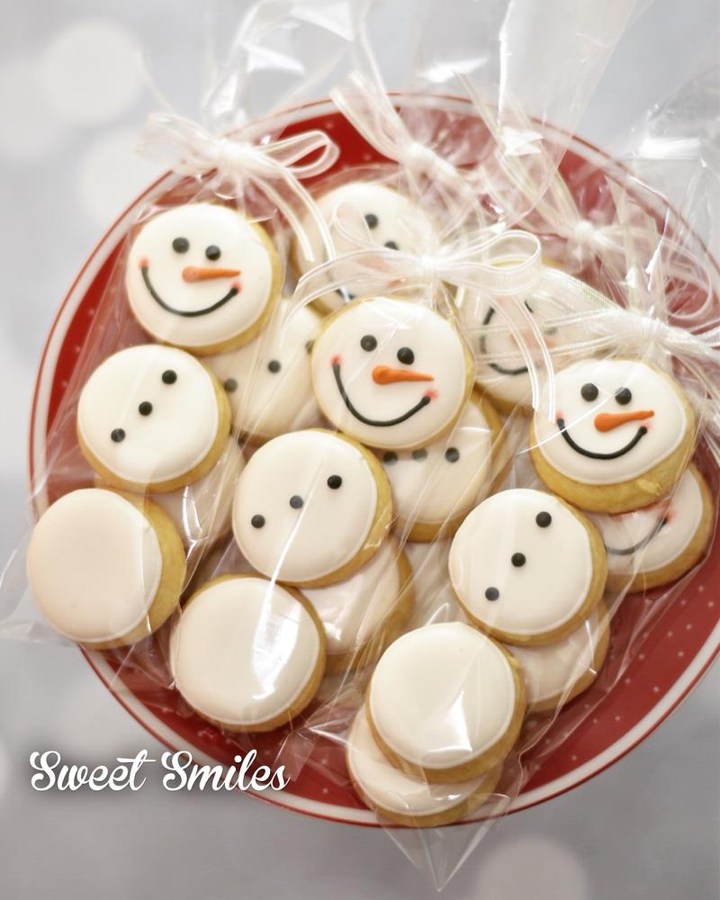 Cookies Berbentuk Snowman yang Imut