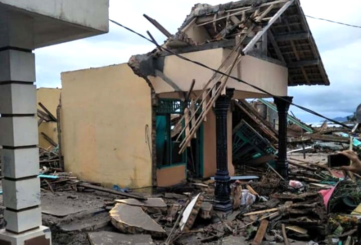 Tsunami yang Menerjang pesisir Lampung Selatan Rupanya Cukup Tinggi