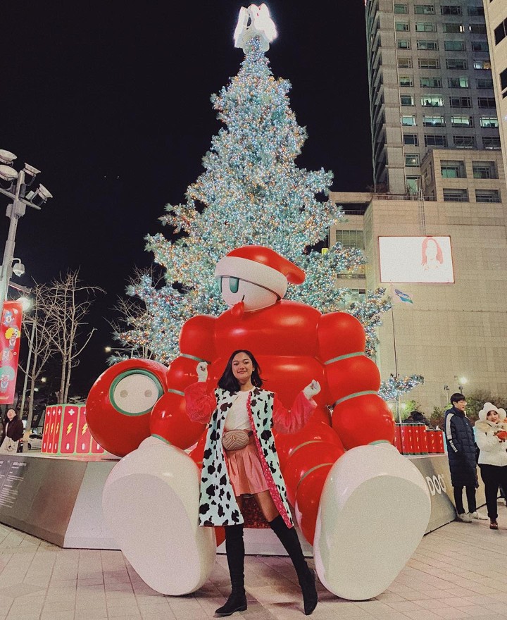 Tak Mau Kalah, Marion Jola Ikut Heboh Rayakan Natal 