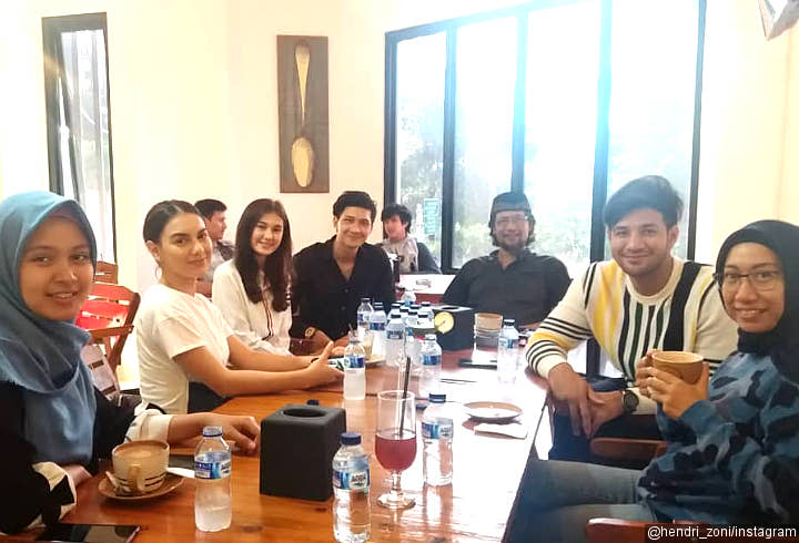 Irish Bella Akrab Kumpul Bareng Ayah dan Adik Ammar Zoni