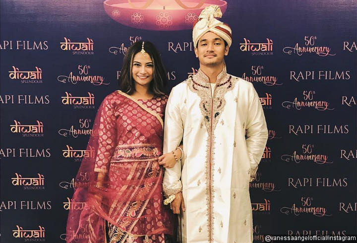 Perdana Tampil di Publik, Vanessa Angel Ajak Kekasih ke Acara Perayaan Diwali