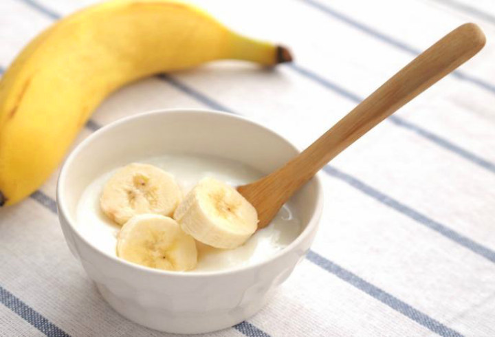Masker Pisang dan Yogurt Baik untuk Kulit Beruntusan