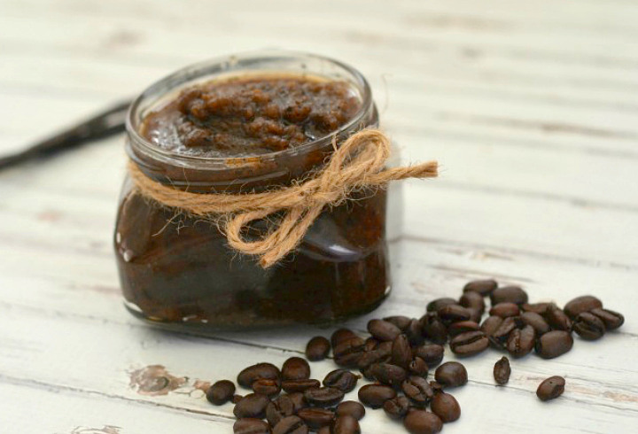 Scrub Kopi dan Gula Pasir Bantu Menghaluskan Kulit