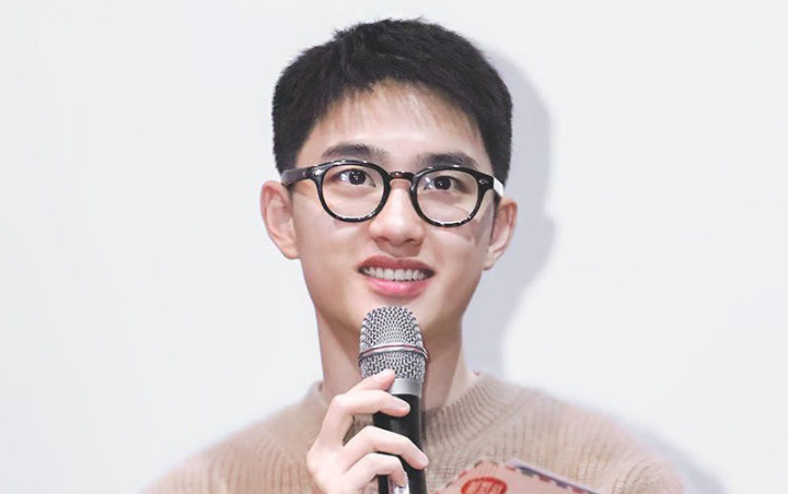 Bikin Fans Bingung, Model Anak-Anak di Majalah Lawas Ini Diduga D.O. EXO