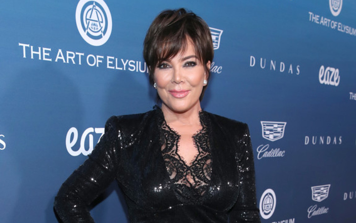 Disebut Mirip Kim Kardashian Gara-Gara Gaya Rambut Barunya, Intip Tampilan Kris Jenner Berikut!