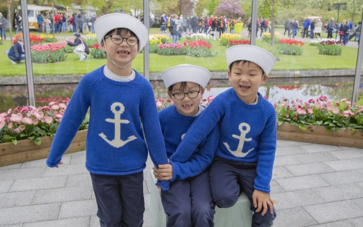 Makin Ganteng, Lucunya Gaya Rambut Song Triplet di Foto Terbaru Bikin Netter Gemas 