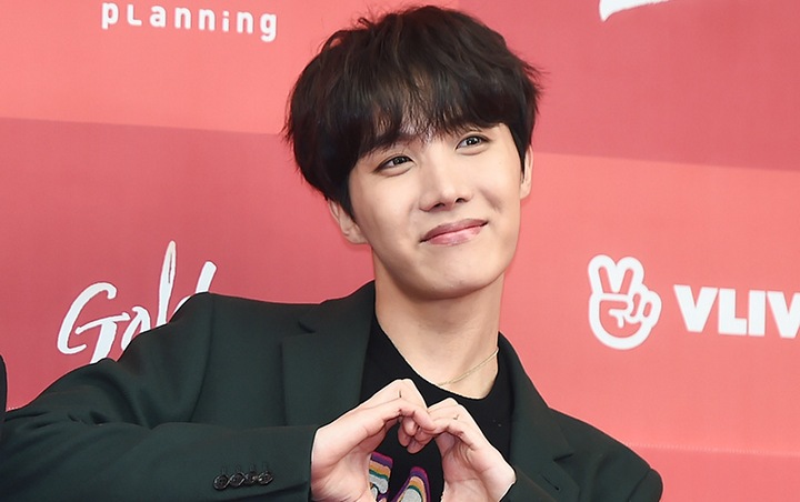 J-Hope Kecil Ditinggalkan Sang Ibu di Teaser 'Smeraldo Books', Fans Ikut Sedih